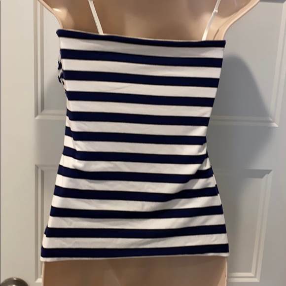 Top - Picture 2 of 4